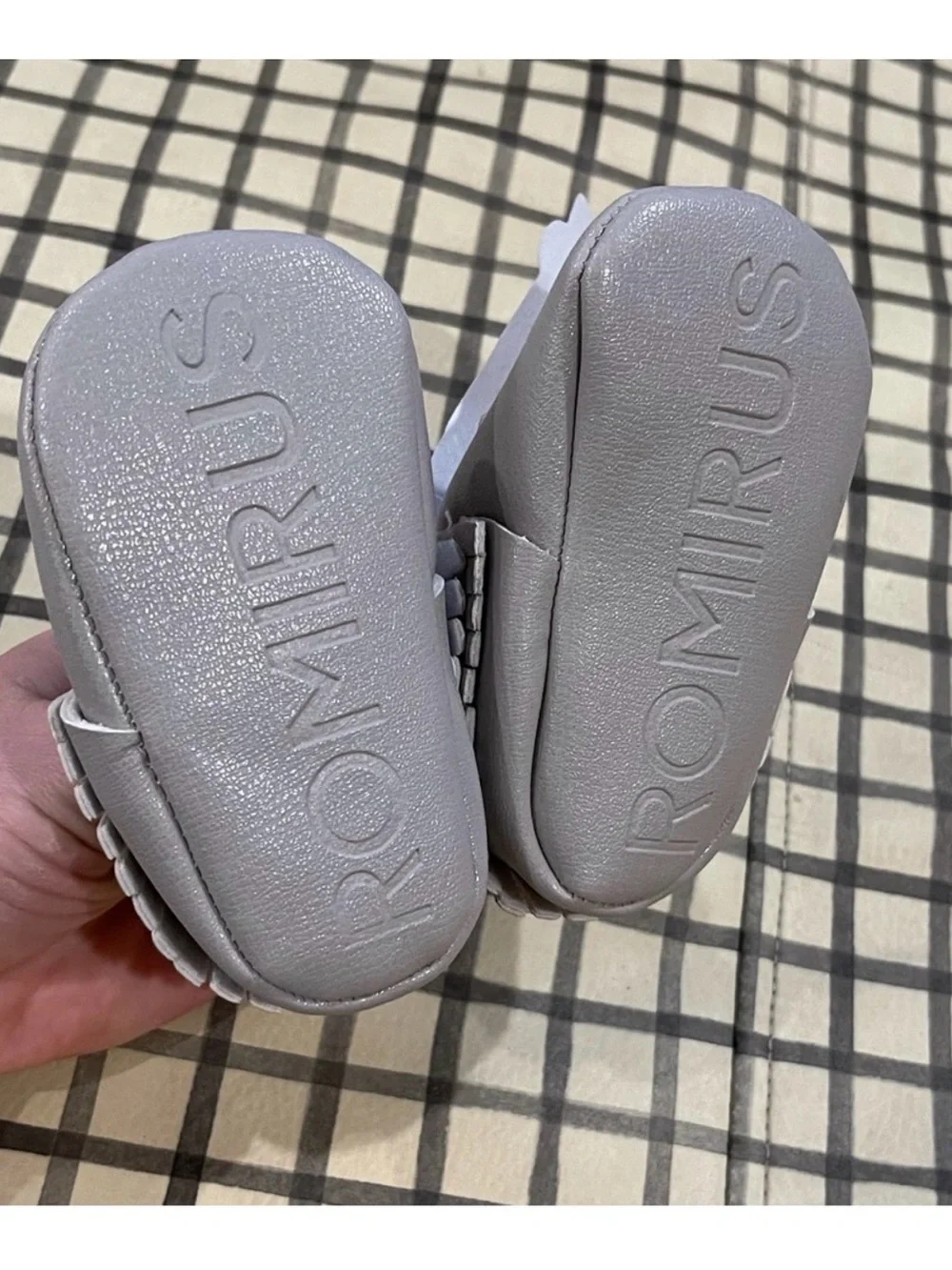 NWT - Romirus Infant Gray Moccasins.  Sz 1 (0-6 mo)